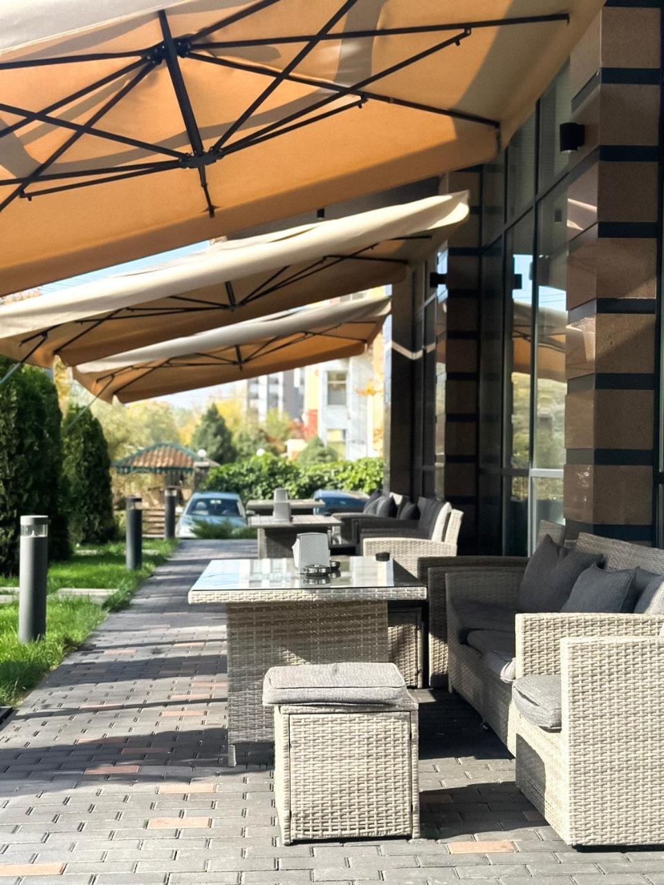 Raavah Aparthotel Almatý Exterior foto